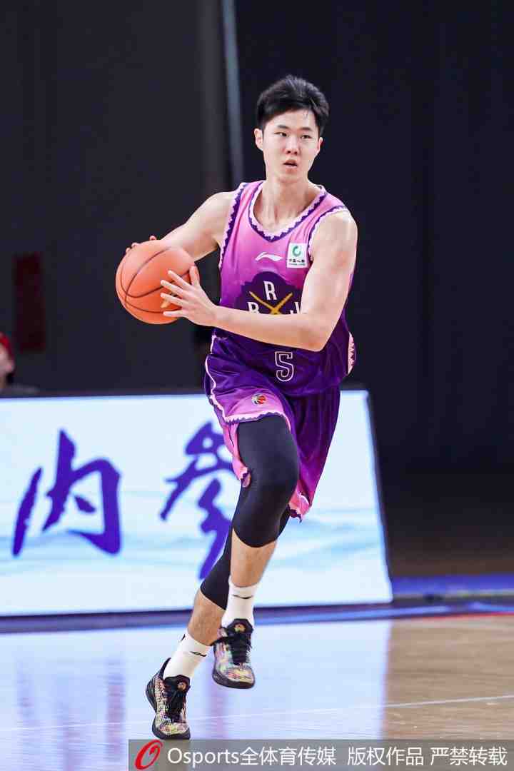 弹无虚发！赵嘉义首节3中3&2记三分拿下8分2篮板